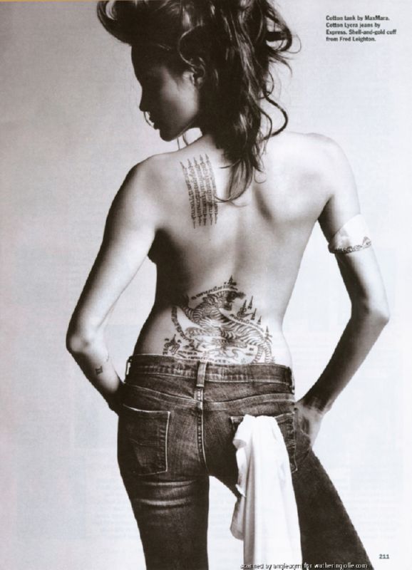 Angelina Jolie 22